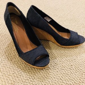 Tom’s Stella Wedge